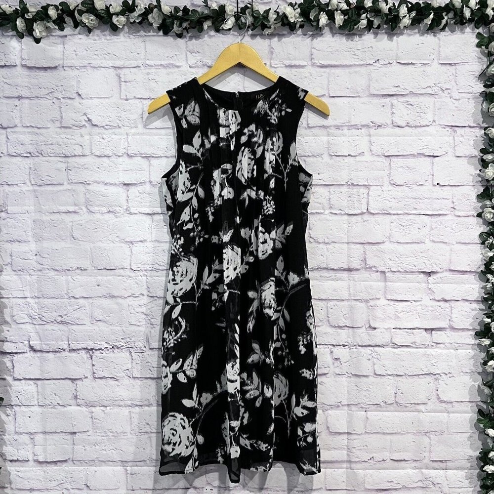ILE New York Black White Dress Black Floral Print Swing Trapeze Flare Sleeveless